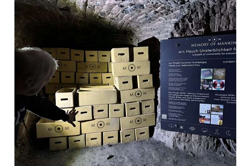 Patrimonio genetico al sicuro per miliardi di anni su cristalli 5D Futuro Prossimo