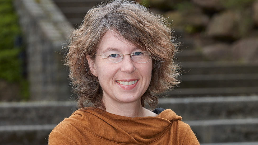“Siamo immortali”: Sabine Hossenfelder e la fisica dell’eternità Futuro Prossimo