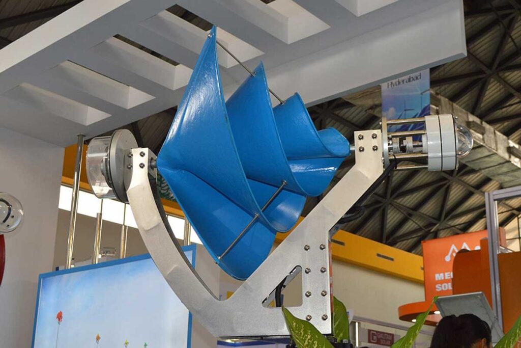 LiamF1, mini eolico ispirato ad Archimede che sfida i pannelli solari Futuro Prossimo