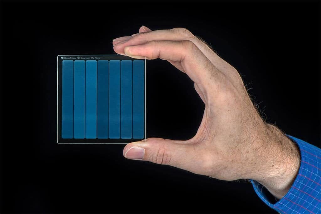 Un QR code più piccolo di un batterio conserva dati per millenni Futuro Prossimo