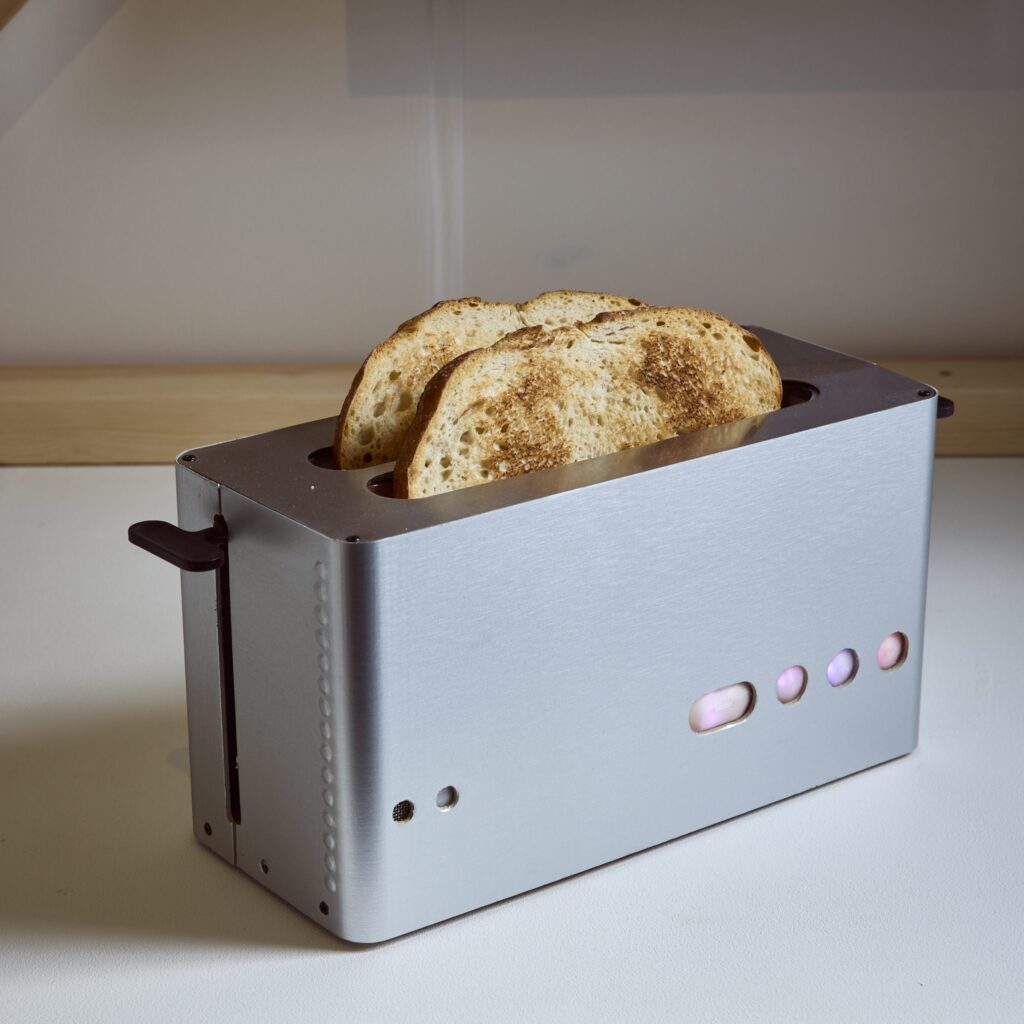 Last First Toaster, il tostapane che dura più di una vita Futuro Prossimo